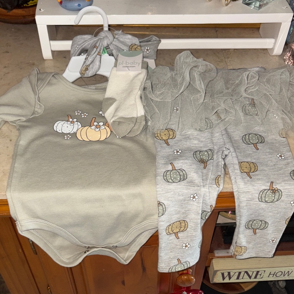 PL Baby Pumpkin Outfit Set